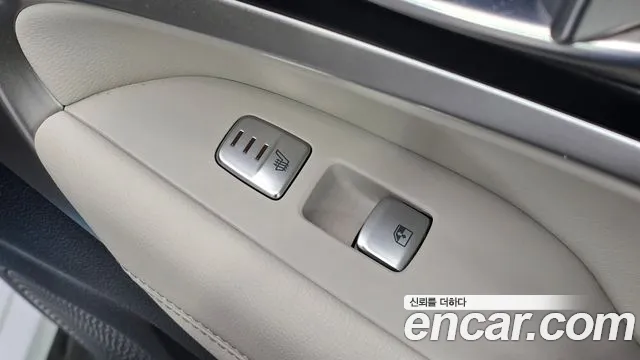Genesis G70 — Фото автомобиля 27