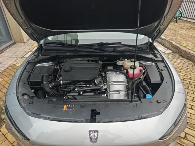 Roewe D7 — Фото автомобиля 19