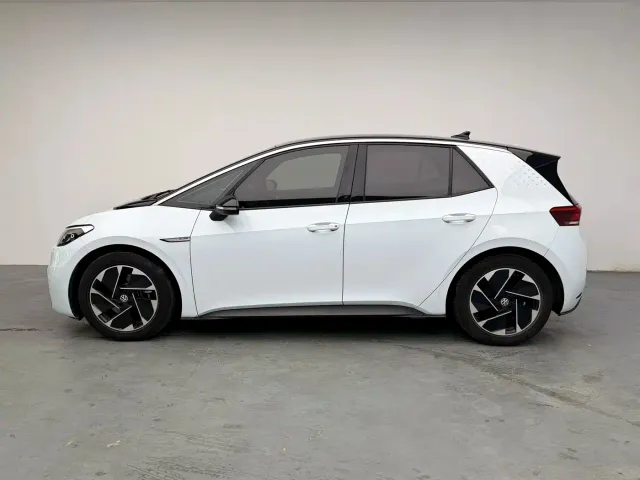 Volkswagen ID.3 — Фото автомобиля 19