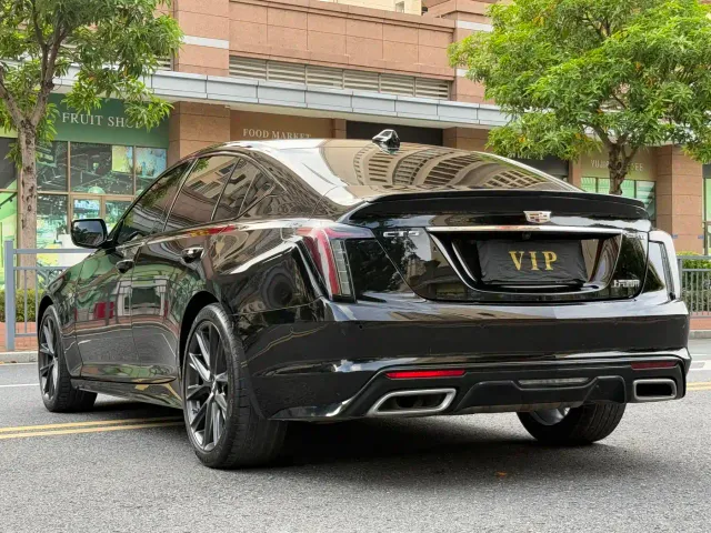 Cadillac CT5 — Фото автомобиля 5