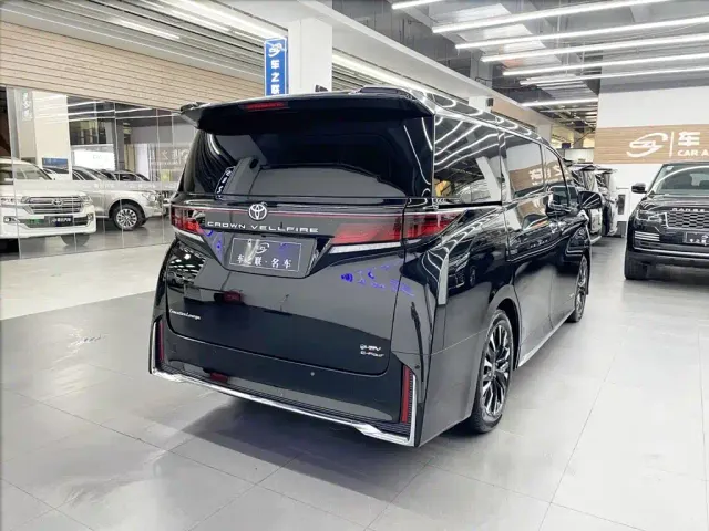 Toyota Vellfire — Фото автомобиля 6