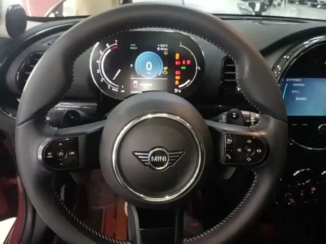 MINI Clubman — Фото автомобиля 10