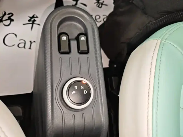Wuling Hongguang Mini EV — Фото автомобиля 13