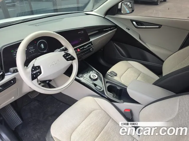 Kia Niro All Niro EV Air — Фото автомобиля 10