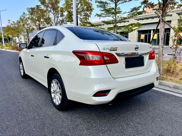 Nissan Sylphy — Фото автомобиля 7
