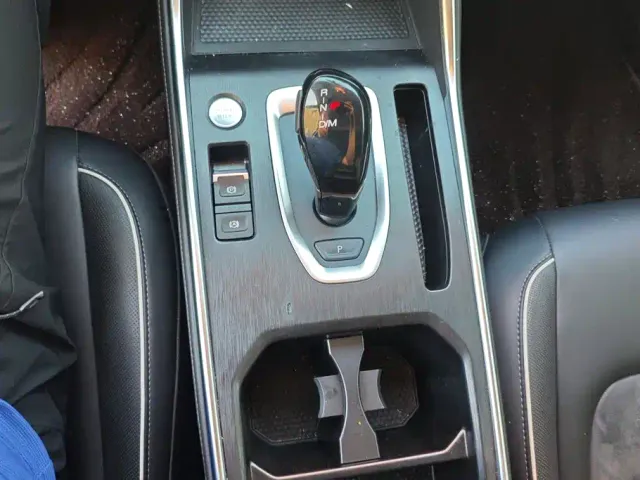 Haval H6 — Фото автомобиля 16