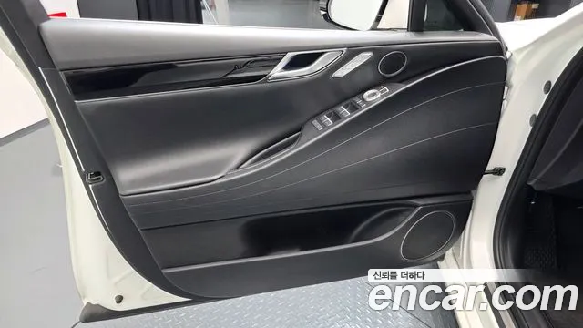 Genesis G80 Бензин 3.5 турбо AWD — Фото автомобиля 20