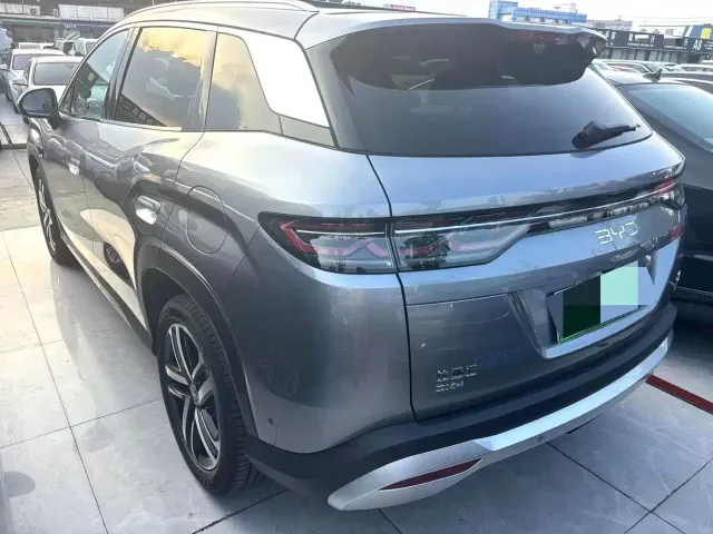 BYD Song L DM-i — Фото автомобиля 9