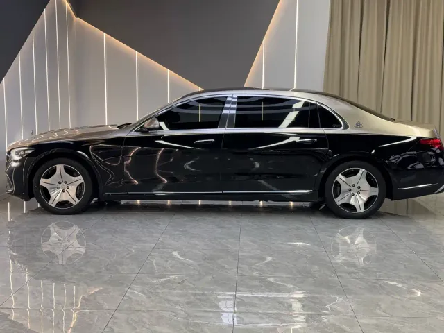 Mercedes-Benz Maybach S-Class — Фото автомобиля 13