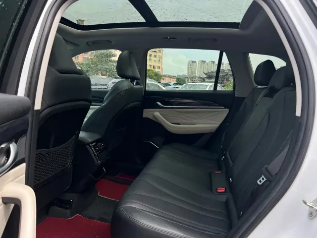 Geely Xingyue L — Фото автомобиля 25