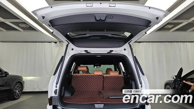 Hyundai Santafe Santa Fe (MX5) Бензин 2.5T 2WD — Фото автомобиля 20