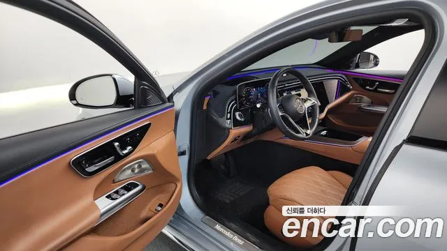 Mercedes-Benz E-Class — Фото автомобиля 10
