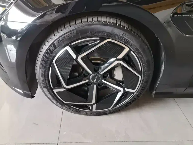 BYD Seal — Фото автомобиля 22