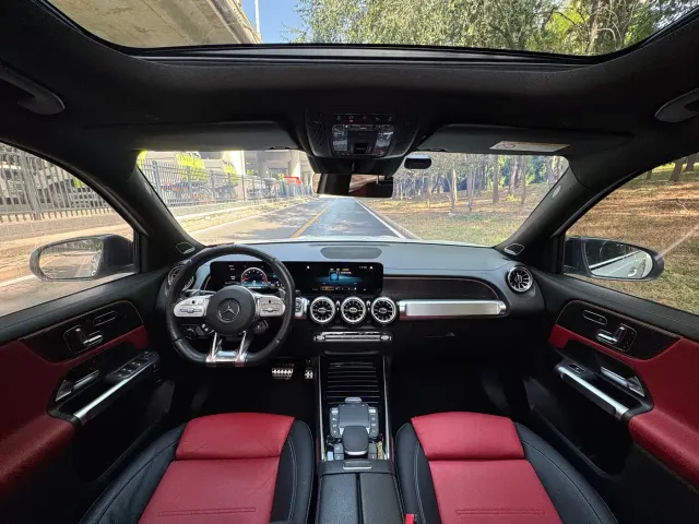 Mercedes-Benz GLB AMG — Фото автомобиля 18