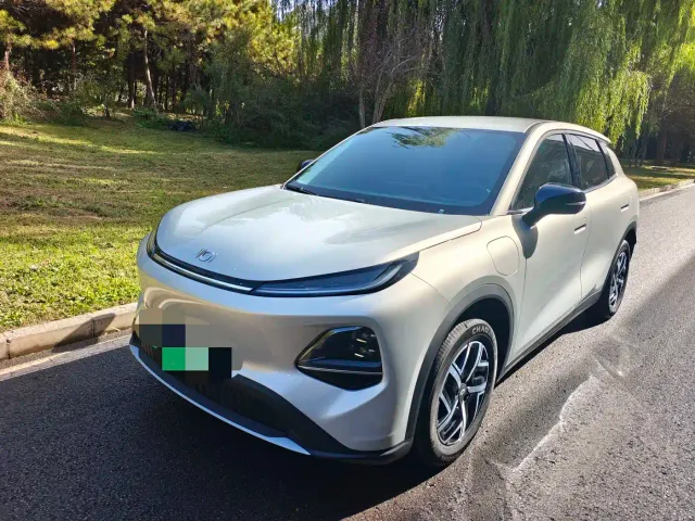 Фотография автомобиля — Changan Qiyuan Q05