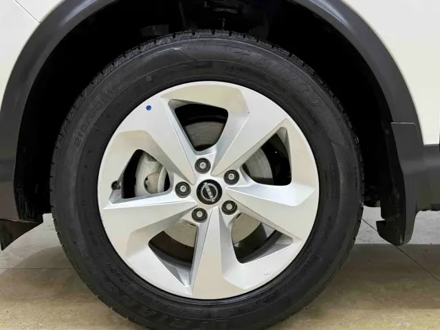 Nissan Qashqai — Фото автомобиля 20