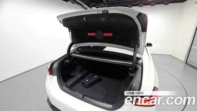 BMW 5-Series 5 серия (G60) 530i xDrive M Sport — Фото автомобиля 18