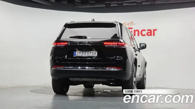 Jeep Cherokee Grand Cherokee(WL) 3.6 Limited — Фото автомобиля 4