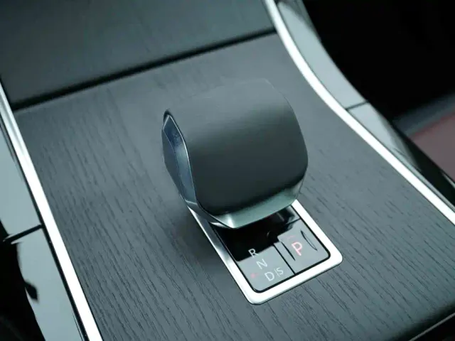 Land Rover Range Rover Evoque — Фото автомобиля 8