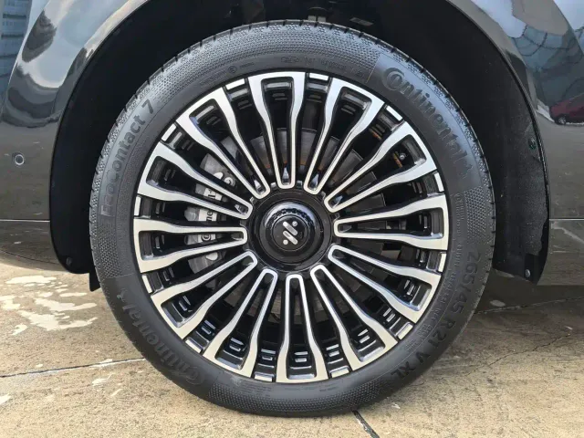 IM Motors LS8 — Фото автомобиля 17