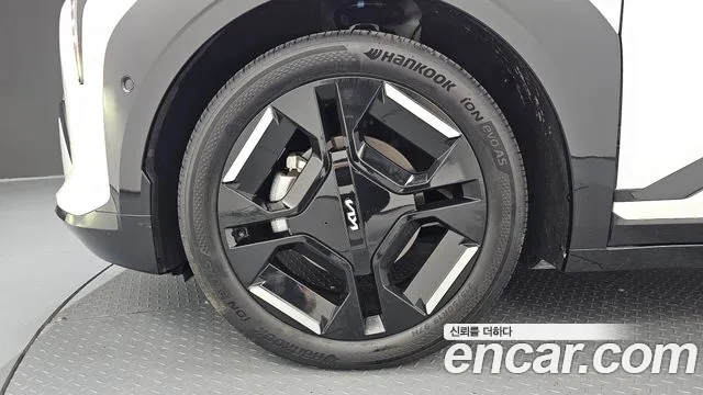 Kia EV3 — Фото автомобиля 5