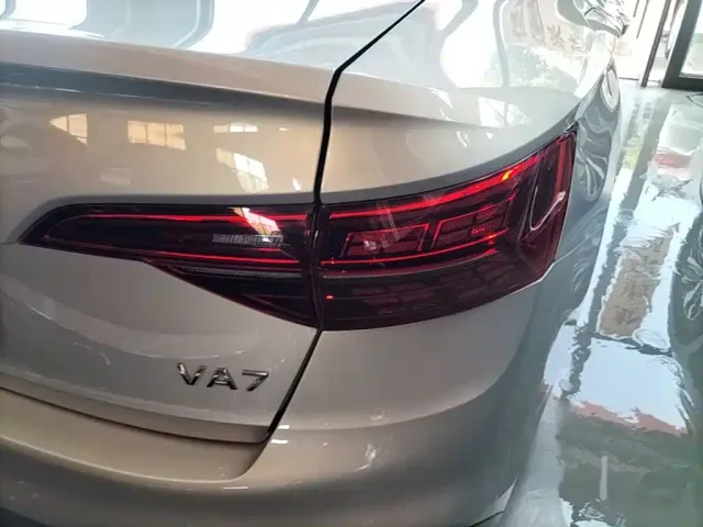Jetta VA7 — Фото автомобиля 7