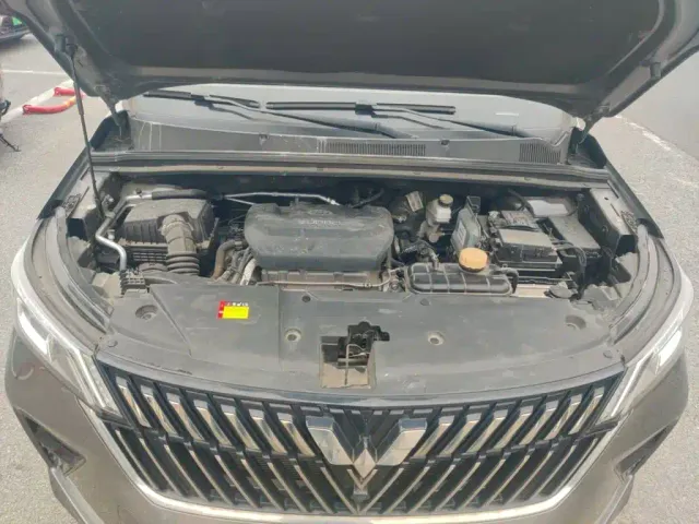 Wuling Jiachen — Фото автомобиля 21