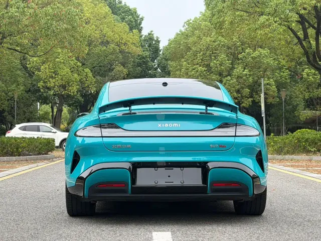 Xiaomi SU7 — Фото автомобиля 5
