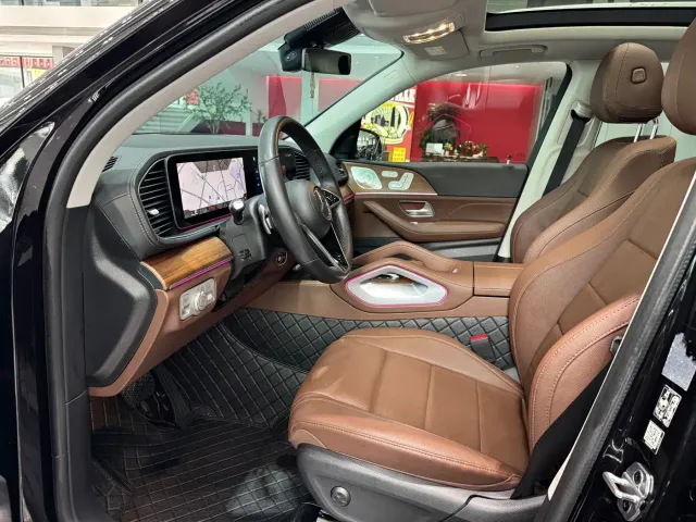Mercedes-Benz GLE-Class — Фото автомобиля 8