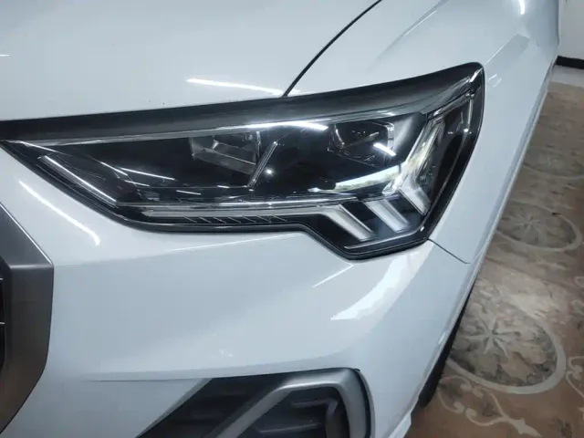 Audi Q3 — Фото автомобиля 23