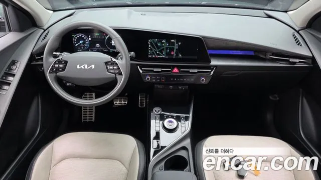 Kia Niro The All New Niro Signature — Фото автомобиля 7
