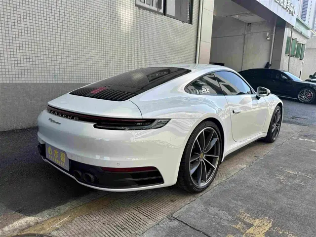 Porsche 911 — Фото автомобиля 2