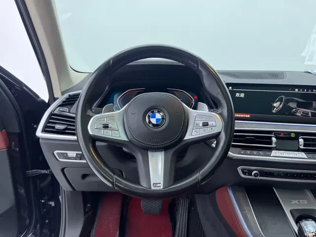 BMW X5 — Фото автомобиля 8