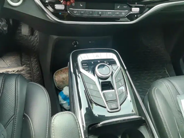 Maxus G20 — Фото автомобиля 16