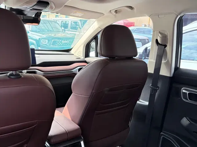 Geely Haoyue — Фото автомобиля 14