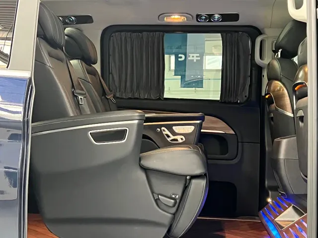 Mercedes-Benz V-Class — Фото автомобиля 15