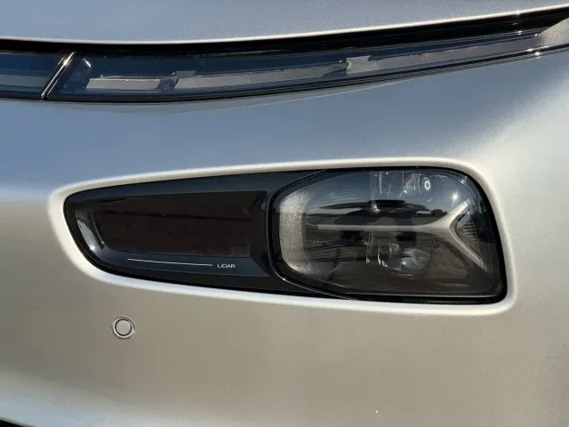Xpeng P7 — Фото автомобиля 14