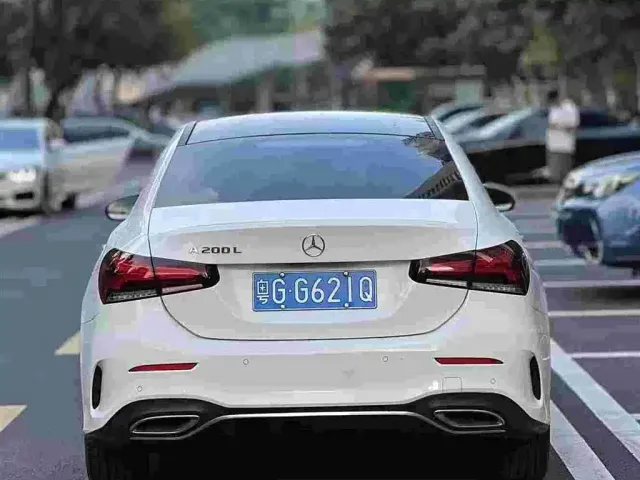 Mercedes-Benz A-Class — Фото автомобиля 4