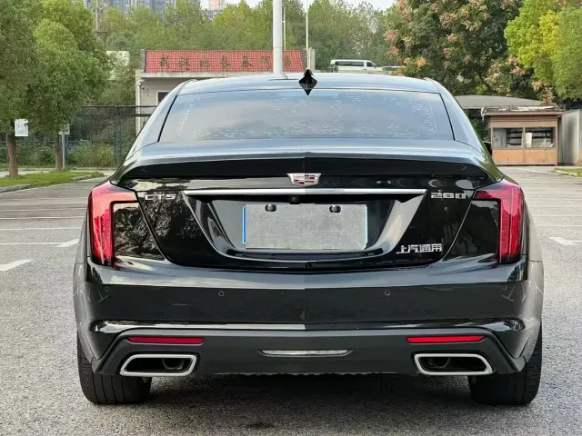 Cadillac CT5 — Фото автомобиля 5