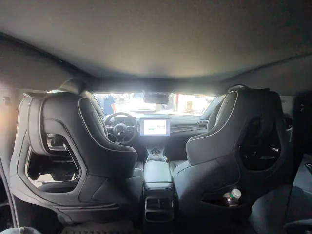 BYD Seal — Фото автомобиля 10