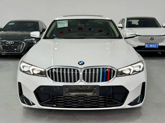 BMW 3 Series — Фото автомобиля 2