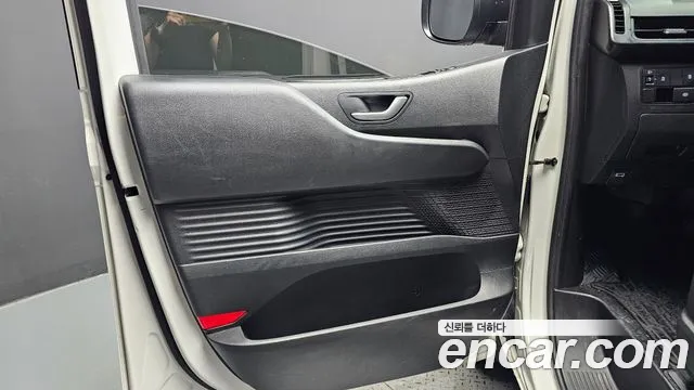 Hyundai Staria Staria Карго 3 места — Фото автомобиля 23
