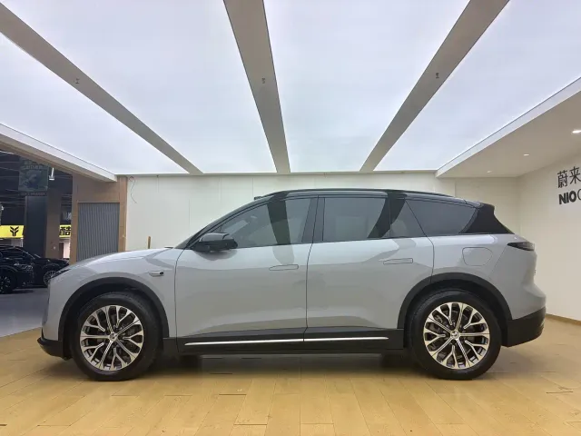 Nio ES6 — Фото автомобиля 8