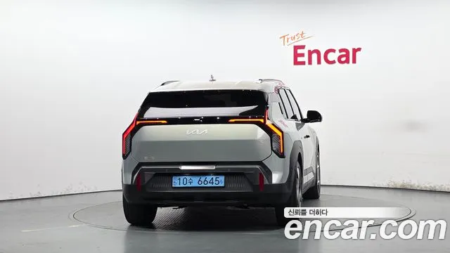 Kia EV3 — Фото автомобиля 4