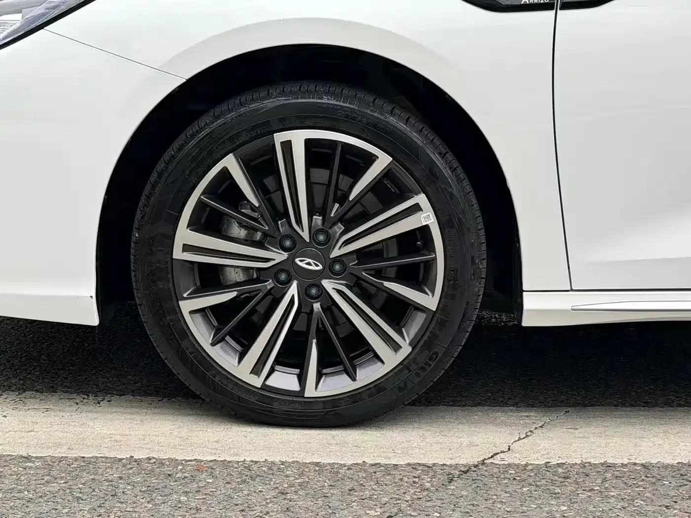 Chery Arrizo 8 PRO 2025 Pro 1.6T Luxury — Фото автомобиля 5