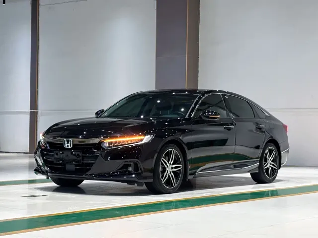 Фотография автомобиля — Honda Accord