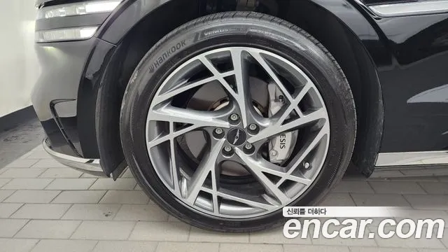 Genesis G90 Бензин 3.5 турбо AWD — Фото автомобиля 5