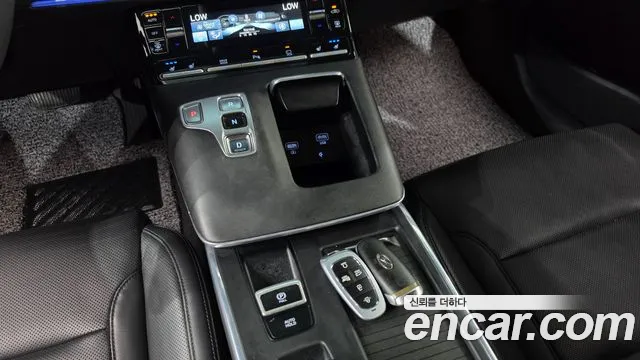 Hyundai Grandeur (New) Hybrid — Фото автомобиля 12