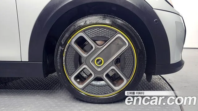Mini Cooper Cooper Электро SE Электро — Фото автомобиля 16