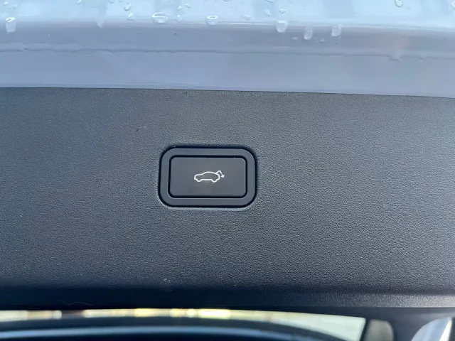 Volvo EX30 — Фото автомобиля 14